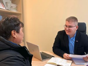 Депутаты Совета депутатов  муниципального округа Вороново проводят примы граждан согласно утвержденному графику.