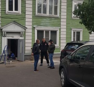 Депутат муниципального округа Вороново Константин Валянский принял участие в приемке капремонта стояков холодного водоснабжения