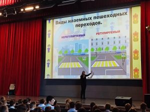 Сотрудники Госавтоинспекции провели профилактические беседы о безопасности дорожного движения в рамках акции «Весенние каникулы».