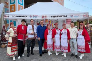 Депутат муниципального округа Вороново Дмитрий Бочаров принял участие в Фестивале народов России