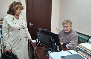 Депутат Галина Лушина провела приём граждан в посёлке Рогово